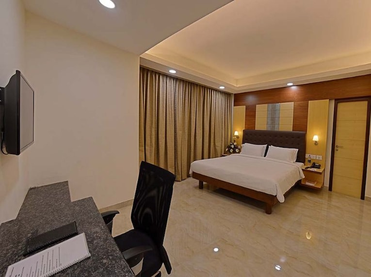 Poppys Anukula Residency-2